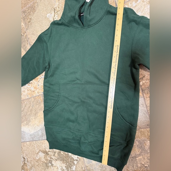 Oversized Sweatshirt - Picture 3 of 4